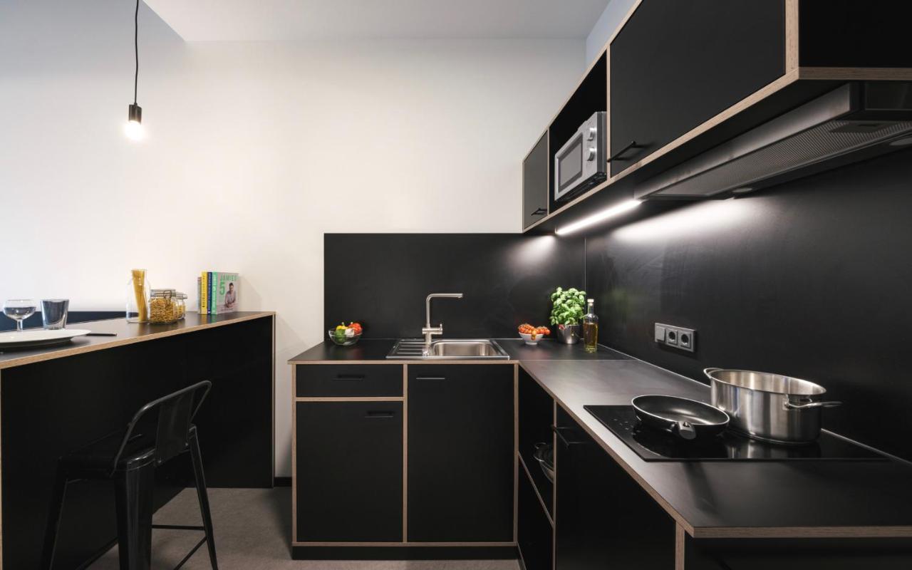Moliving - Design Hotel & Apartments Duesseldorf-Нойс Екстериор снимка