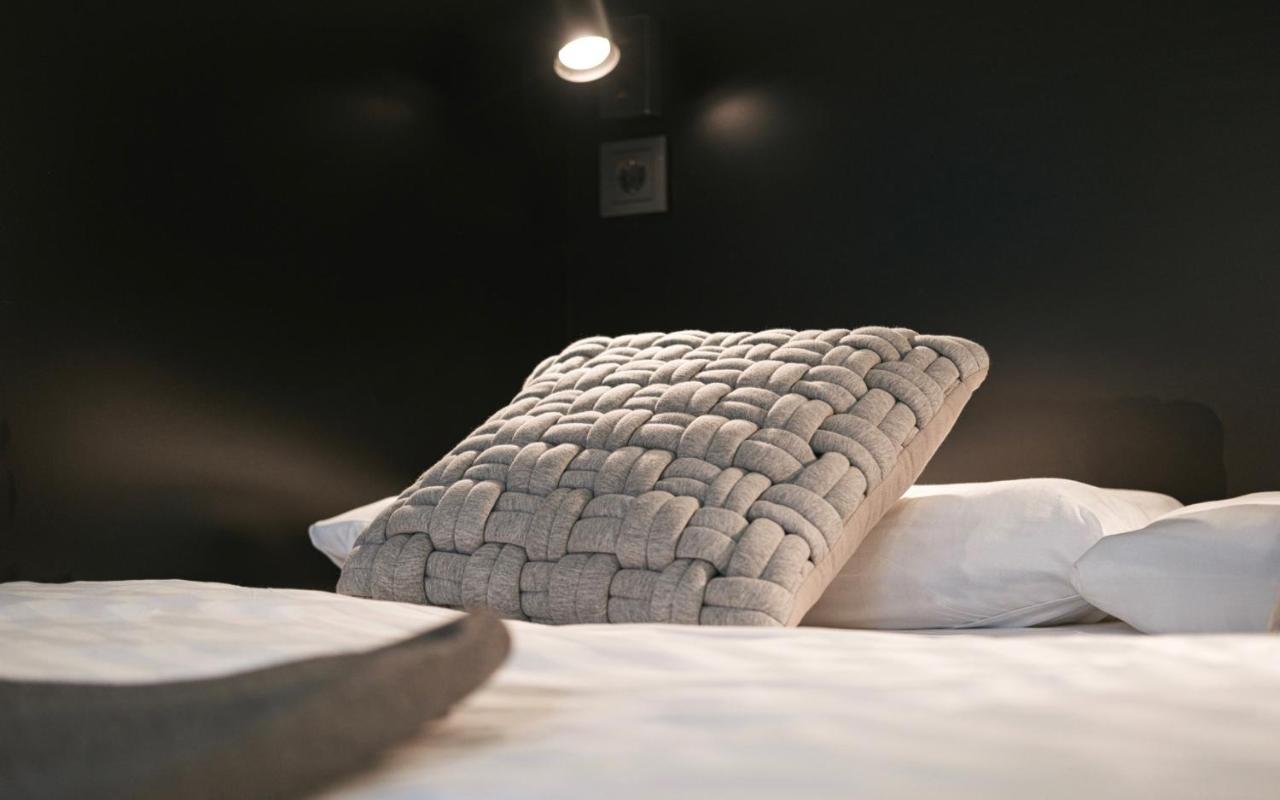 Moliving - Design Hotel & Apartments Duesseldorf-Нойс Екстериор снимка